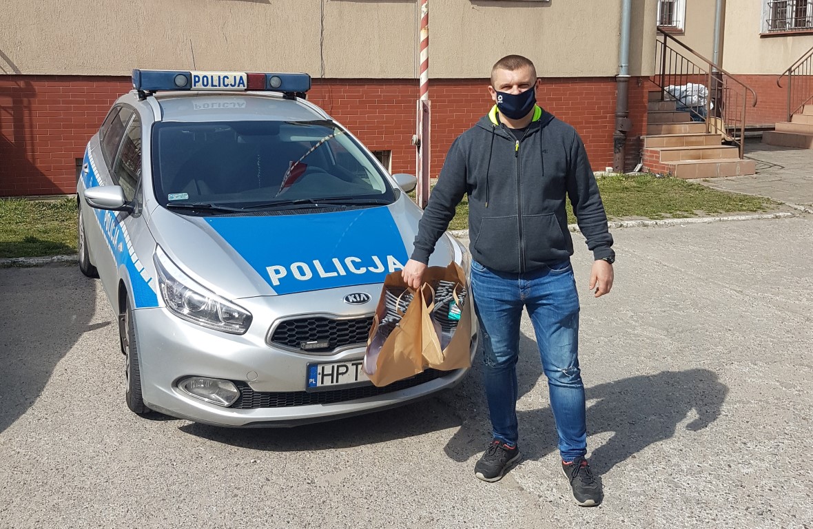 mora przylbice 03